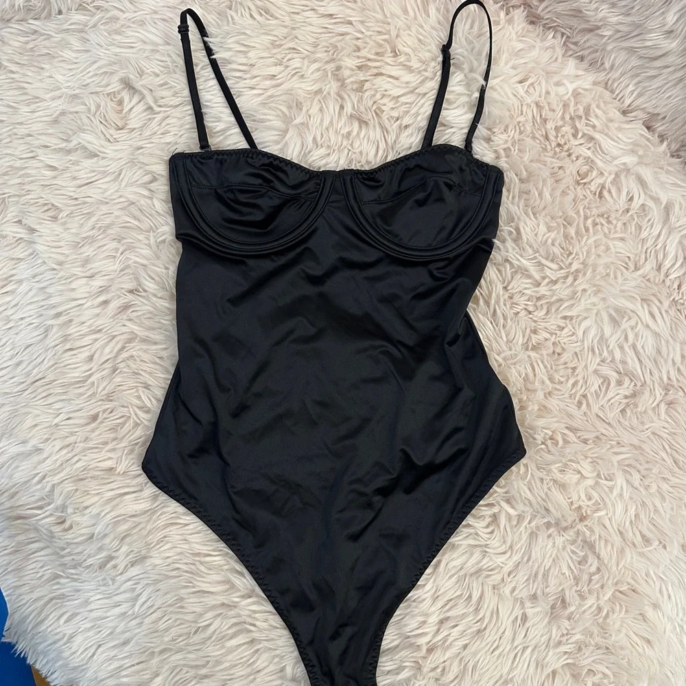 H&M Black Women's Bodysuit - Picture 1 of 6